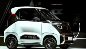 500km की रेंज वाली यह इलेक्ट्रिक कार सिर्फ ₹85,000 की कीमत में लॉन्च होकर मचा रही है तहलका